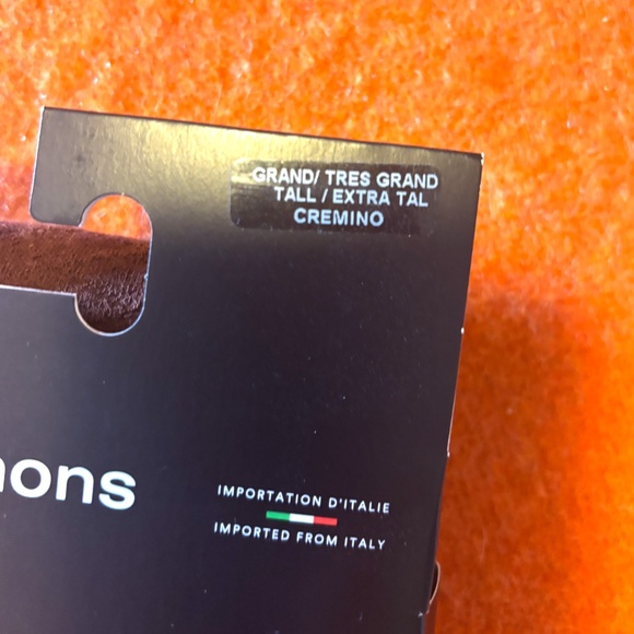 Chocolate expresso touch of cashmere diamond tights made in Italy NWT - Picture 4 of 6